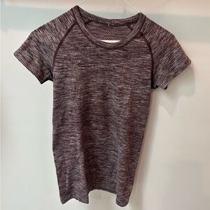 Lululemon run swiftly top, sz 4